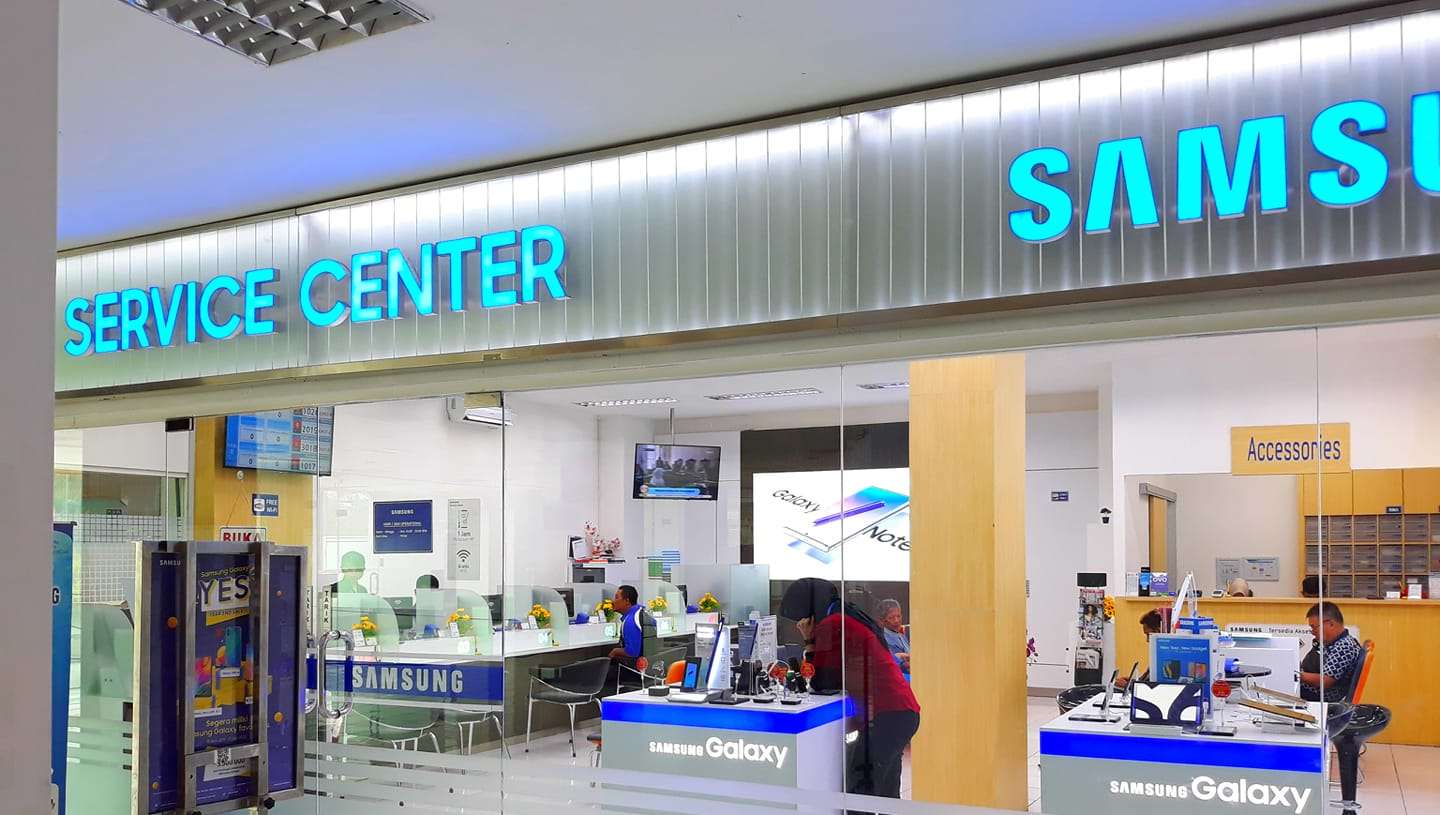 Samsung Service Center/ Facebook : Service center samsung malang plaza